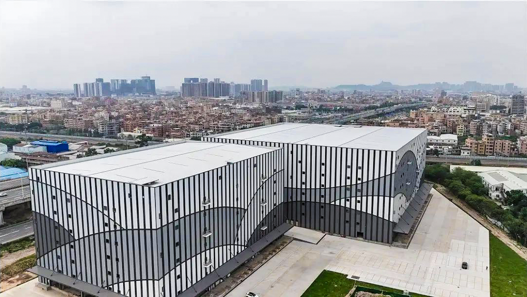 破紀錄！快意26臺電梯高效交付，賦能大灣區智慧倉儲項目